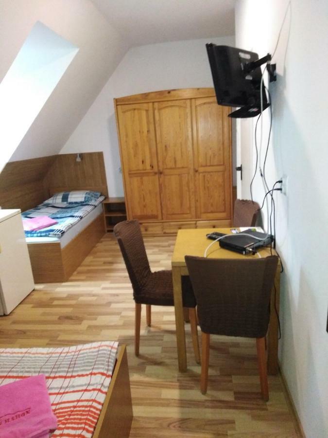 Pension Haus Baron 1 Neckarau MHG Zewnętrze zdjęcie