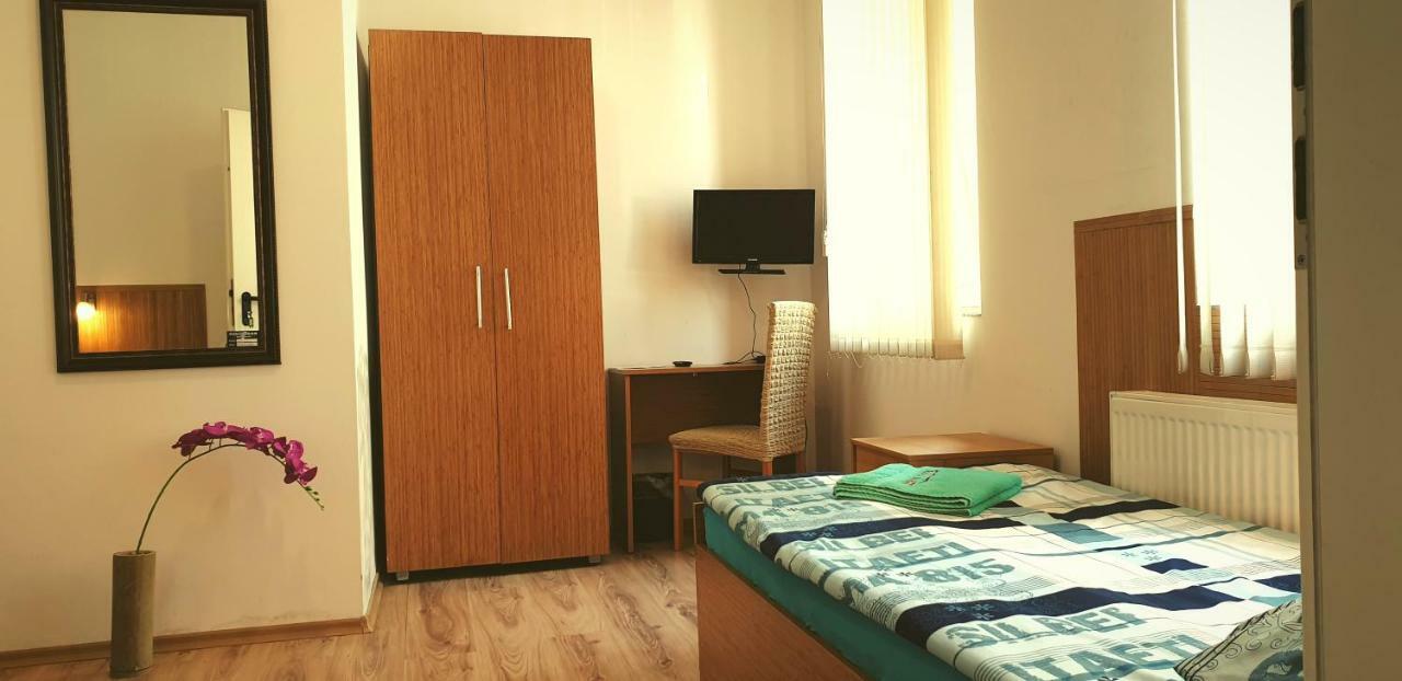 Pension Haus Baron 1 Neckarau MHG Zewnętrze zdjęcie
